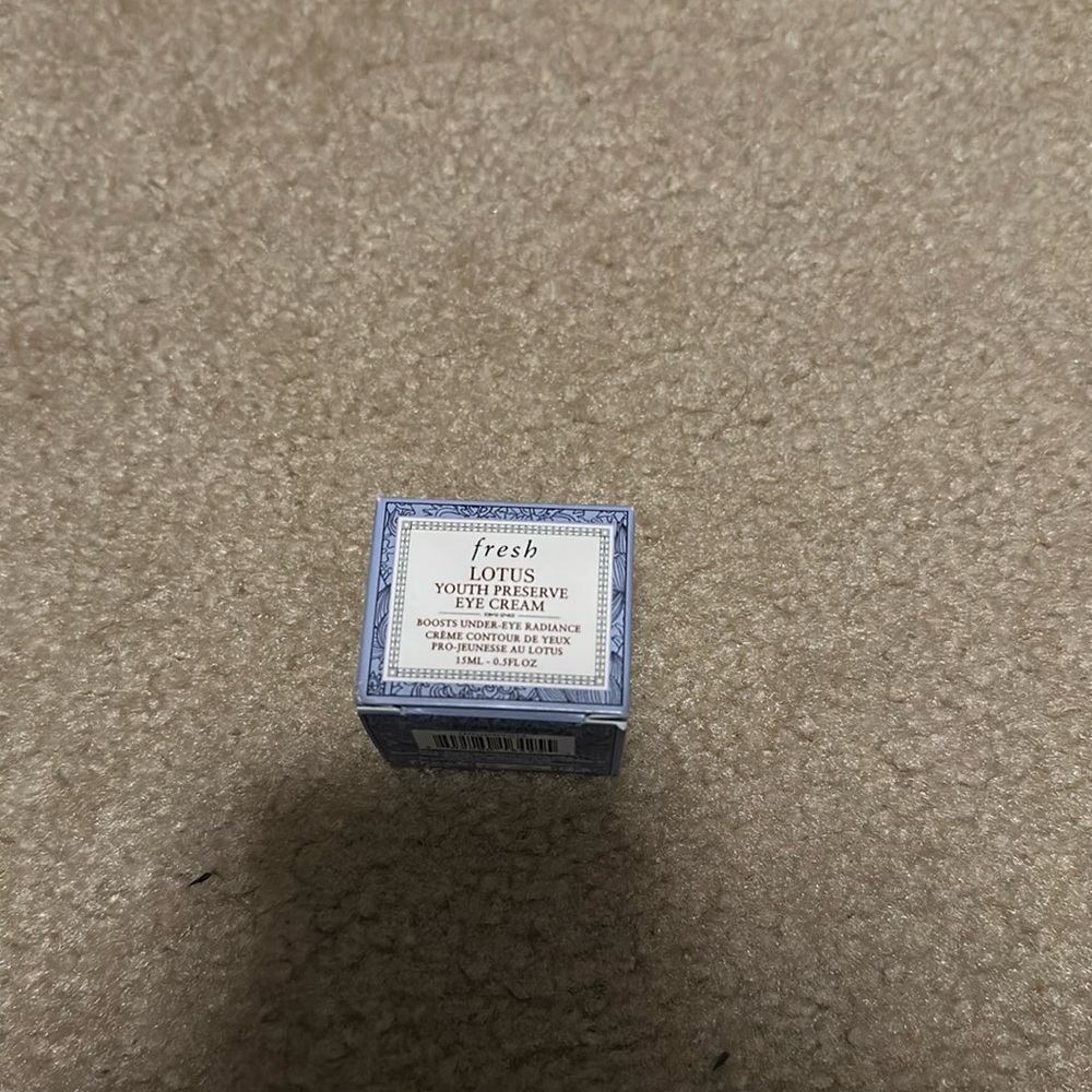 Fresh Lotus Youth preserve eye cream